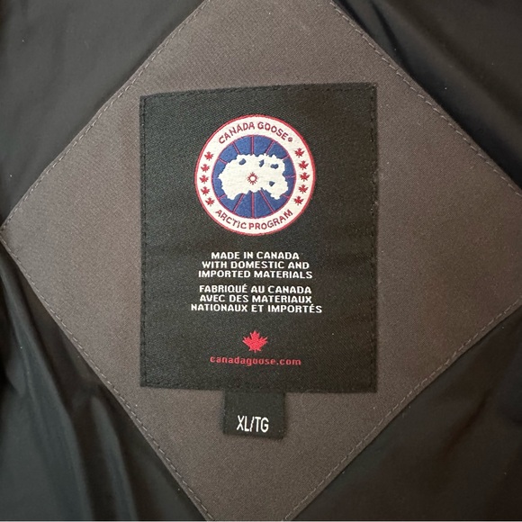 Canada Goose Wyndham Parka Mens Graphite Gray Size XL Real Fur Hood 3808M - Picture 7 of 16